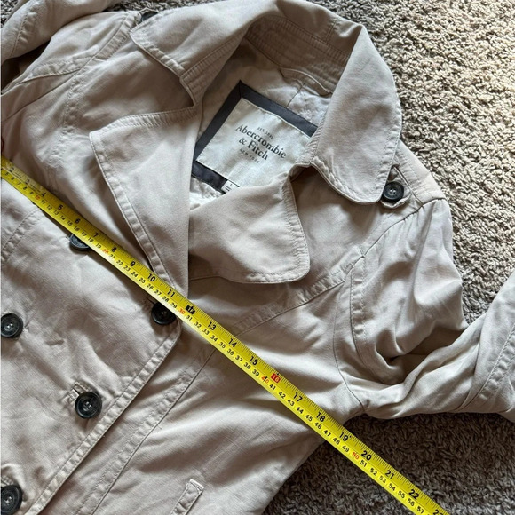 Women’s Abercrombie & Fitch Beige Trench Coat Size Large - Picture 2 of 6